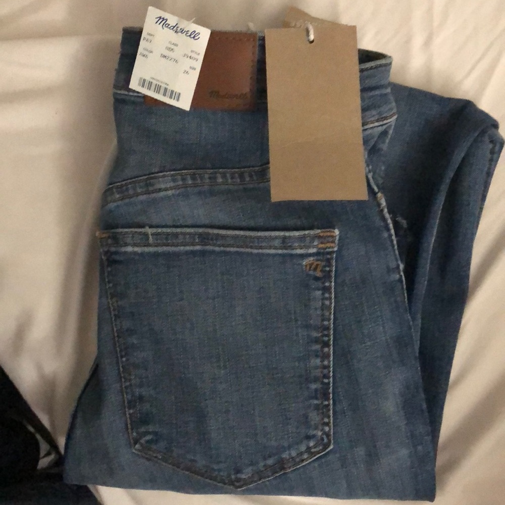 Madewell Curvy High-Rise Skinny Drop Step-Hem